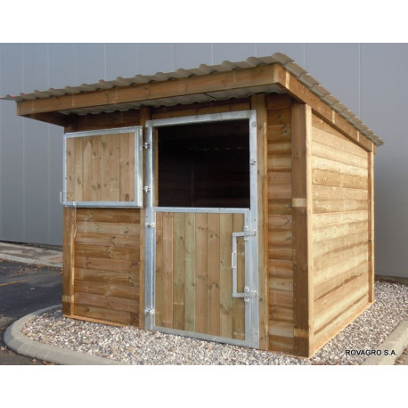 Pferdeunterstand: 350 x 350 x 250 cm